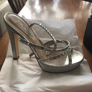 Nina silver strappy 5 1/2 in heels